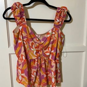 Super cute top!